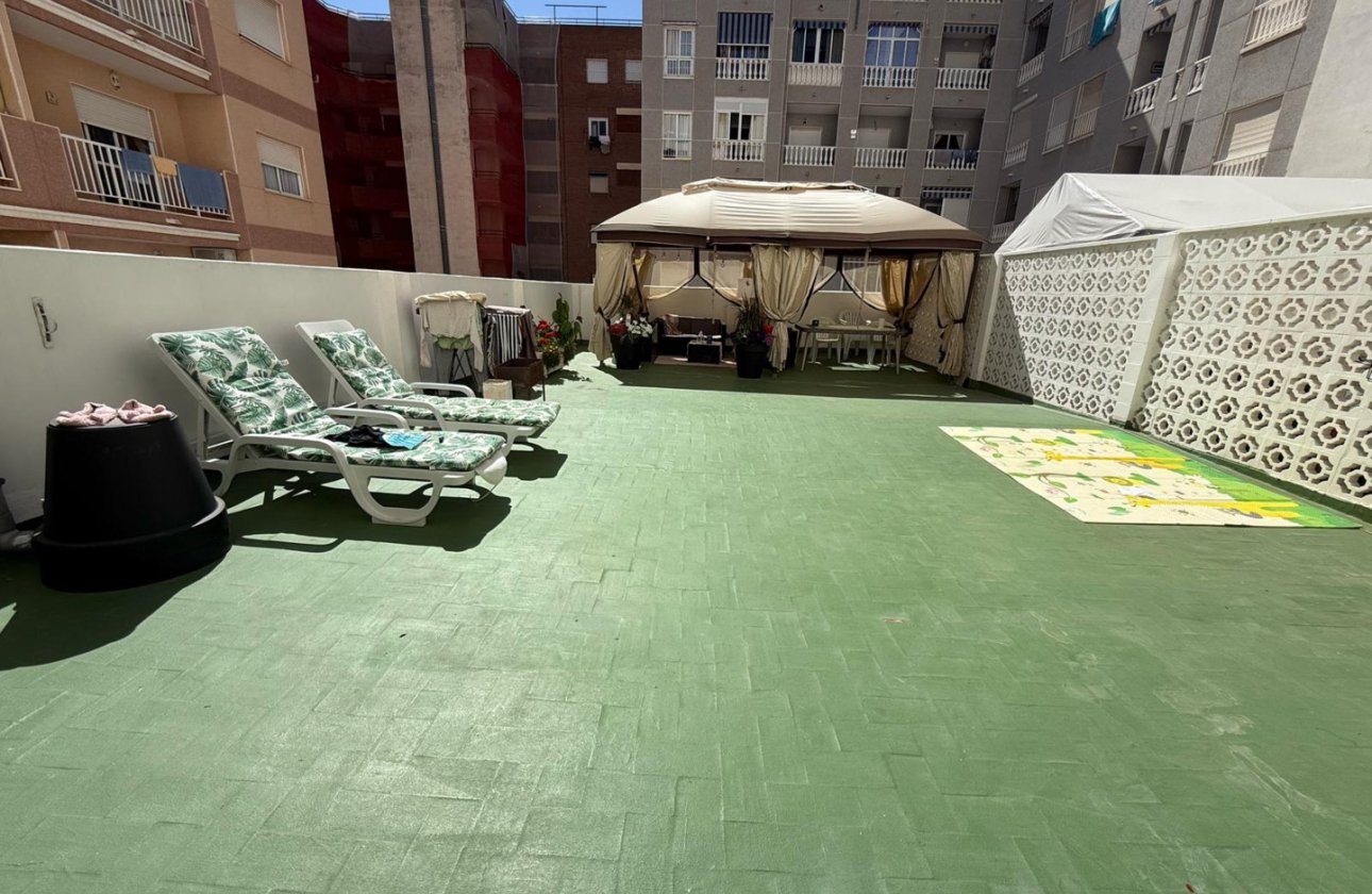 Herverkoop - Appartement -
Torrevieja - Costa Blanca