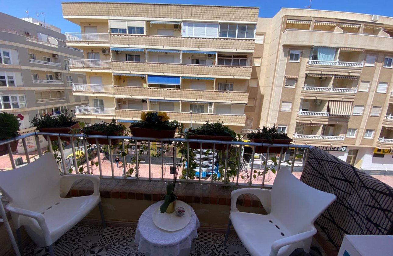 Herverkoop - Appartement -
Torrevieja - Costa Blanca