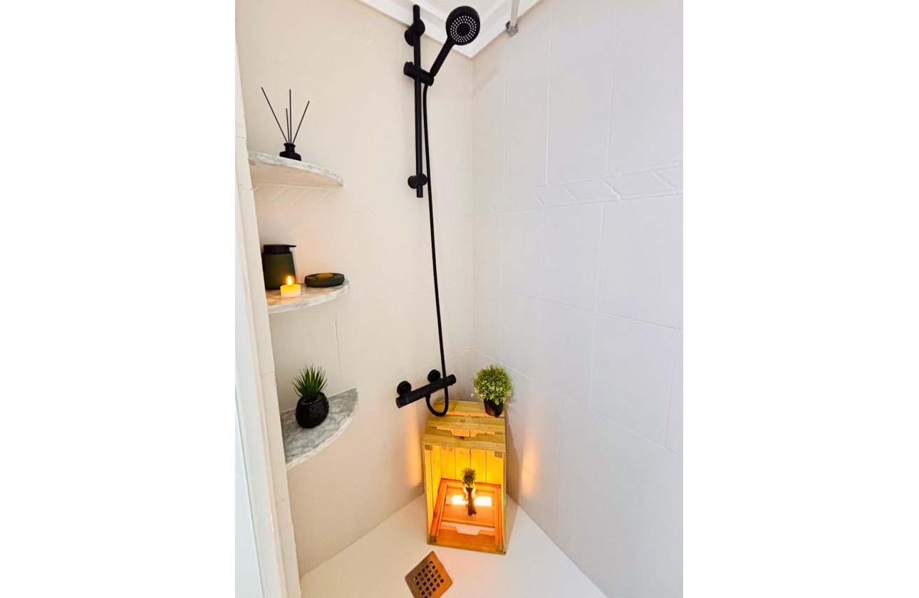 Herverkoop - Appartement -
Torrevieja - Costa Blanca