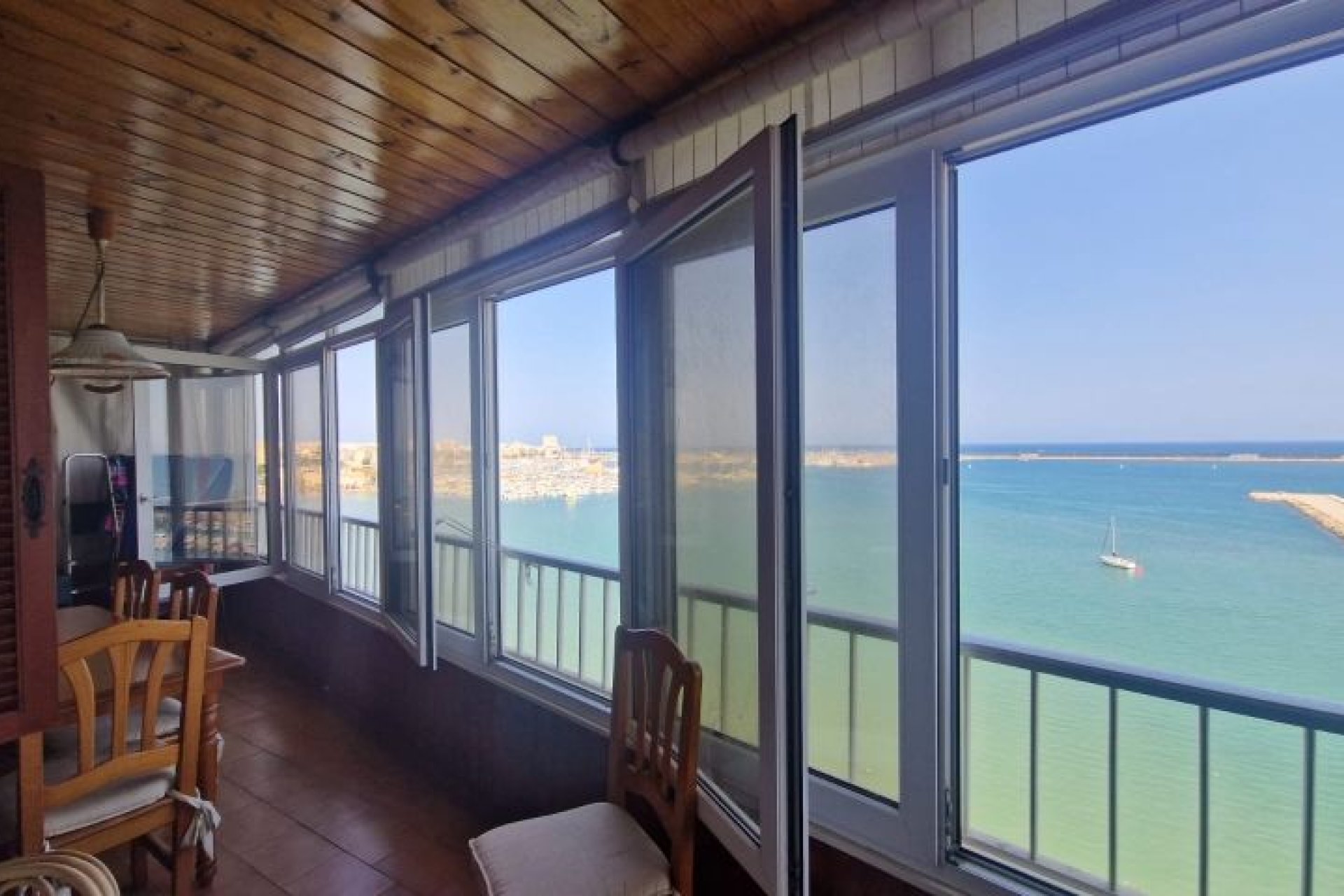 Herverkoop - Appartement -
Torrevieja - Costa Blanca