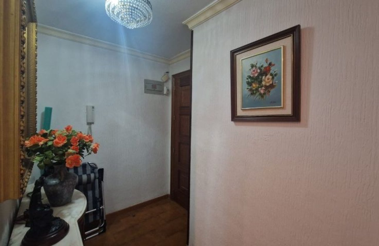 Herverkoop - Appartement -
Torrevieja - Costa Blanca