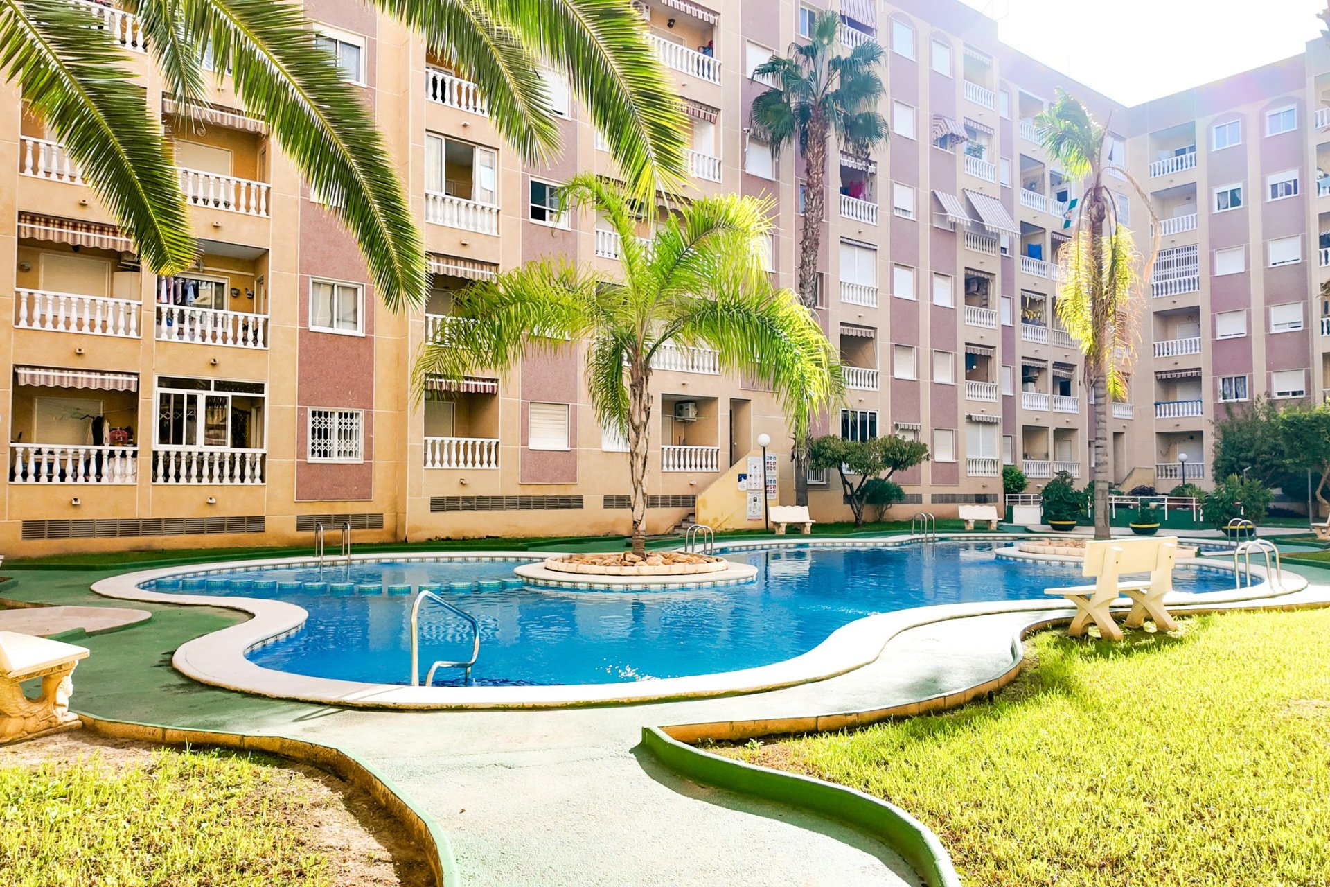 Herverkoop - Appartement -
Torrevieja - Costa Blanca