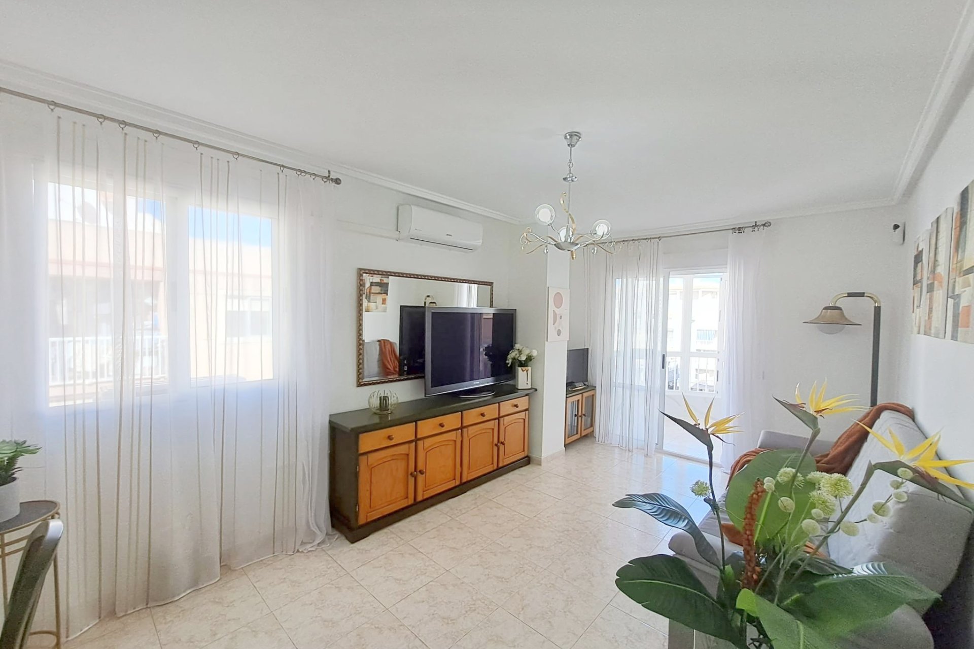 Herverkoop - Appartement -
Torrevieja - Costa Blanca