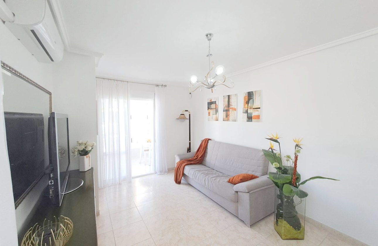 Herverkoop - Appartement -
Torrevieja - Costa Blanca