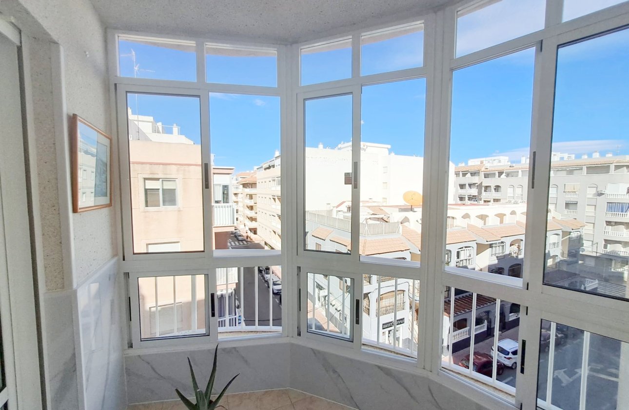 Herverkoop - Appartement -
Torrevieja - Costa Blanca