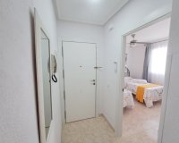 Herverkoop - Appartement -
Torrevieja - Costa Blanca
