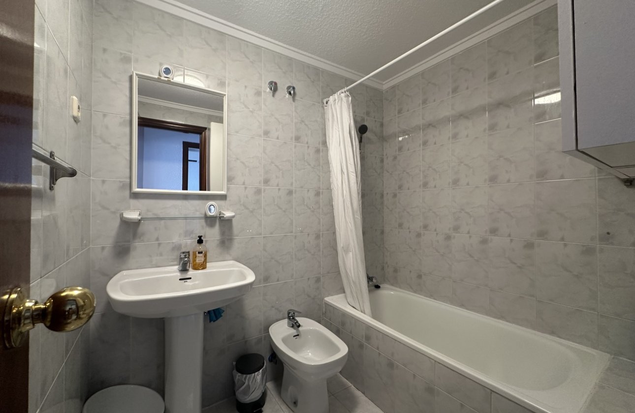 Herverkoop - Appartement -
Torrevieja - Costa Blanca