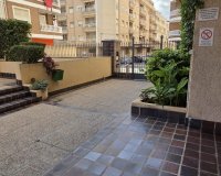 Herverkoop - Appartement -
Torrevieja - Costa Blanca