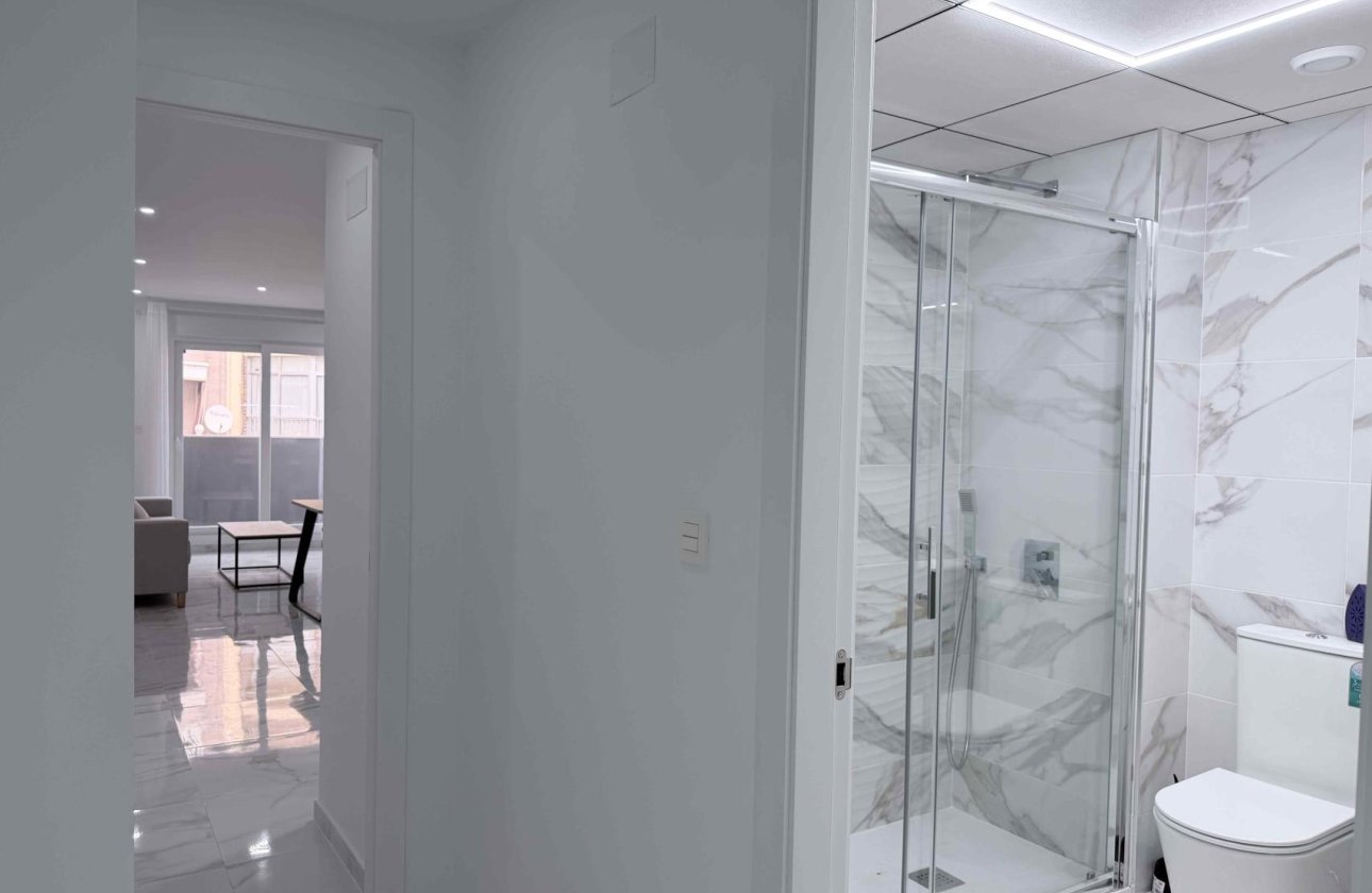 Herverkoop - Appartement -
Torrevieja - Costa Blanca