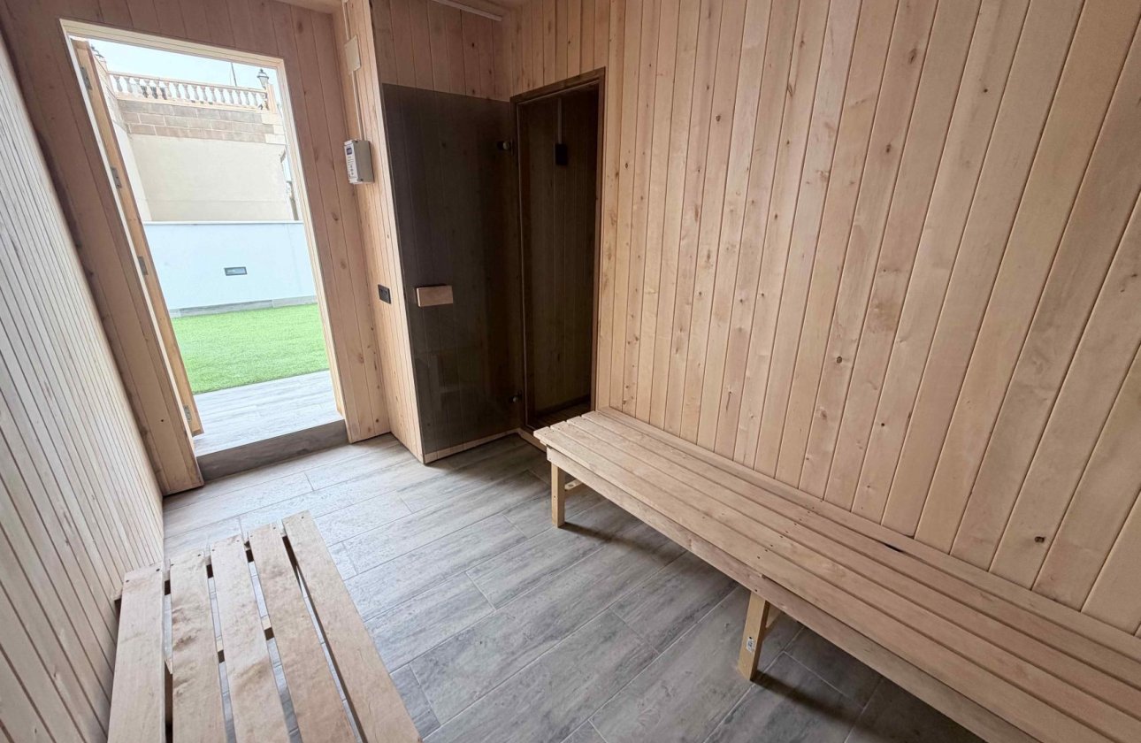 Herverkoop - Appartement -
Torrevieja - Costa Blanca