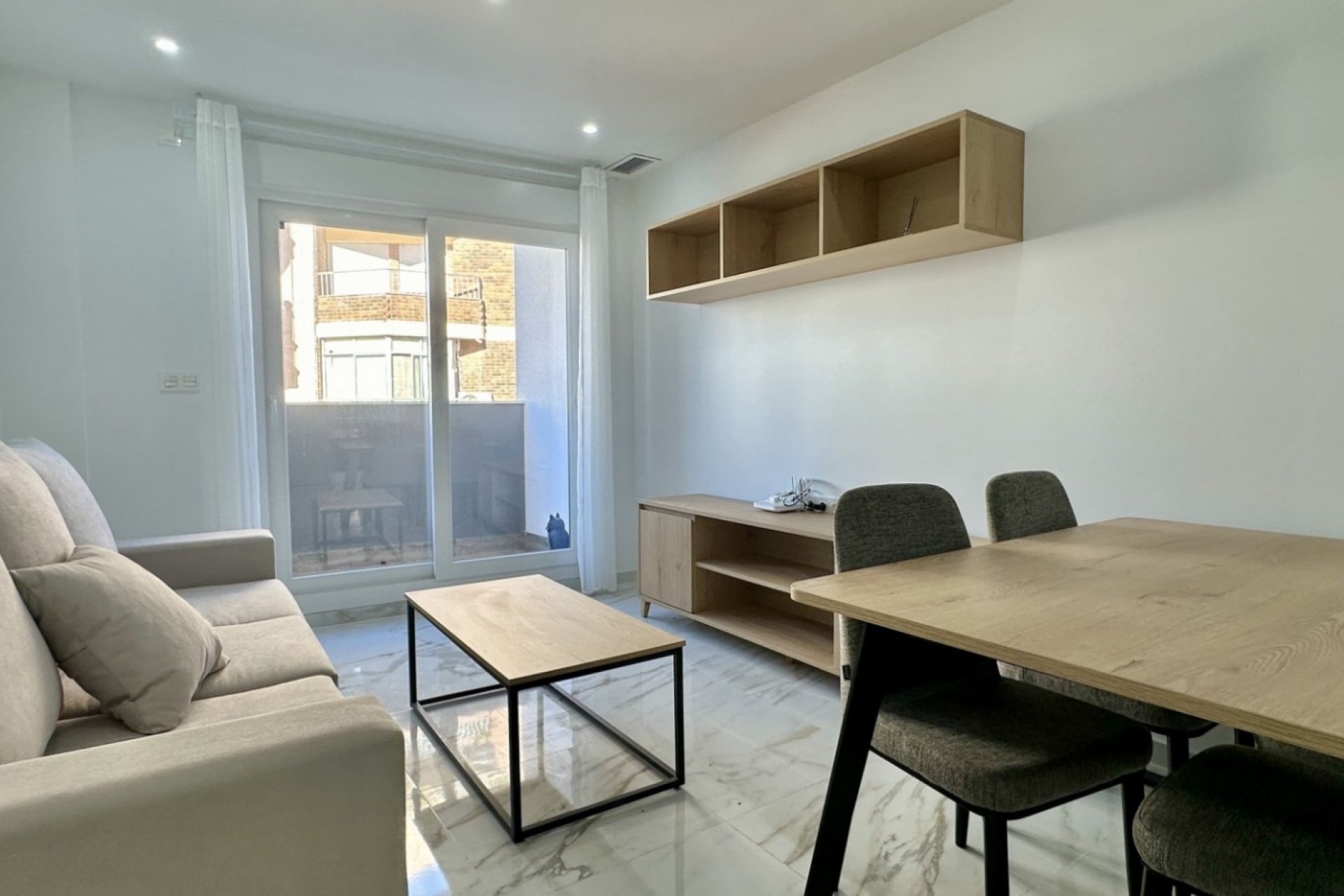 Herverkoop - Appartement -
Torrevieja - Costa Blanca