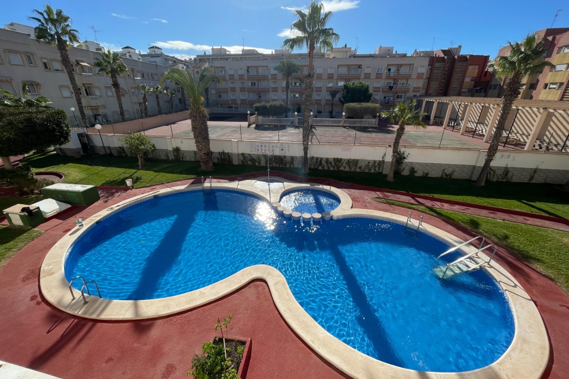 Herverkoop - Appartement -
Torrevieja - Costa Blanca