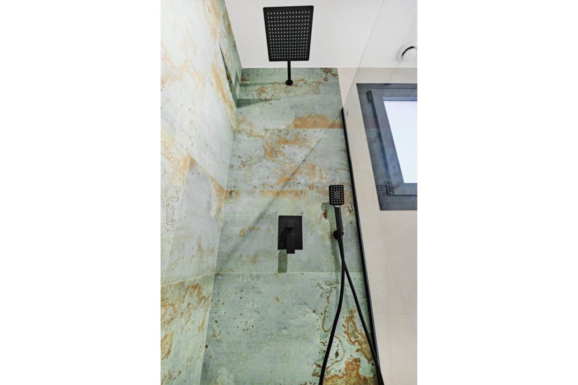 Herverkoop - Appartement -
Torrevieja - Costa Blanca