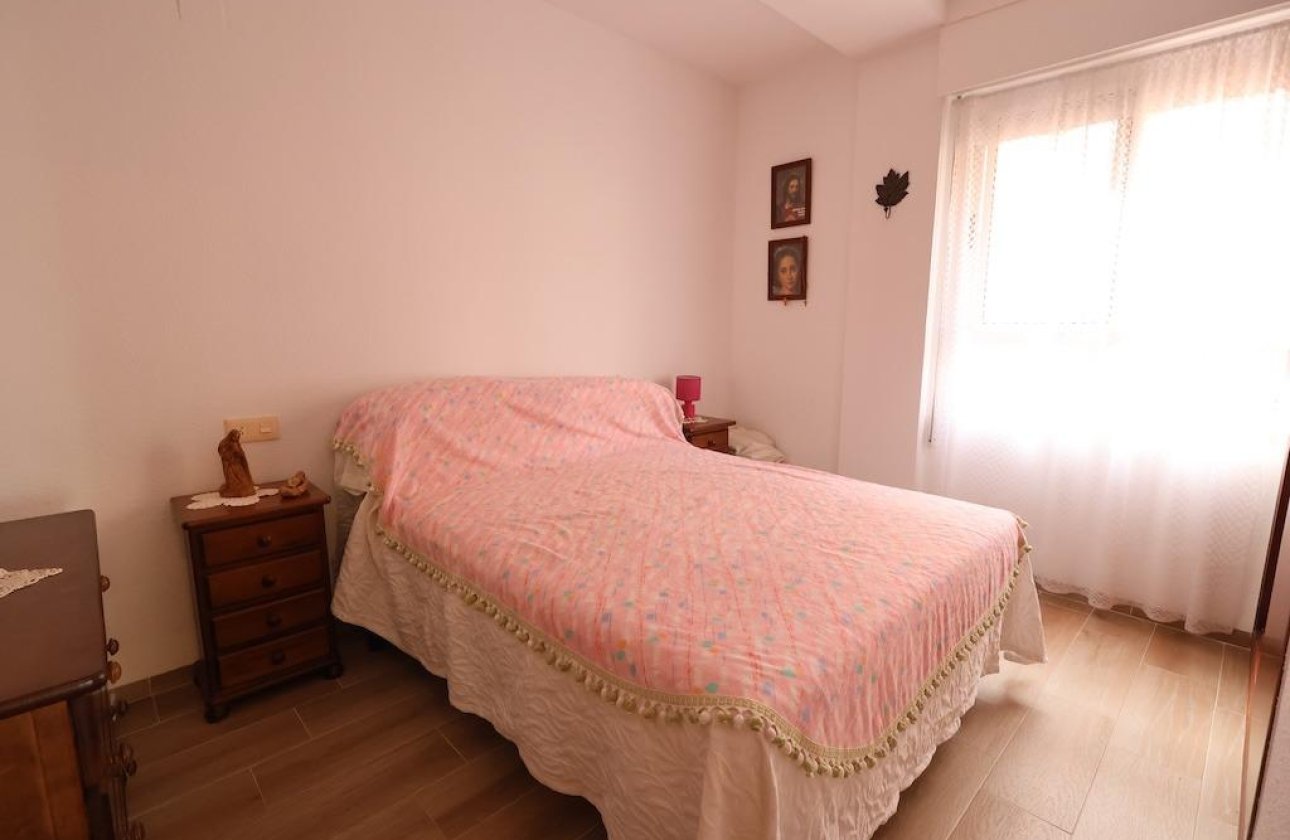 Herverkoop - Appartement -
Torrevieja - Costa Blanca
