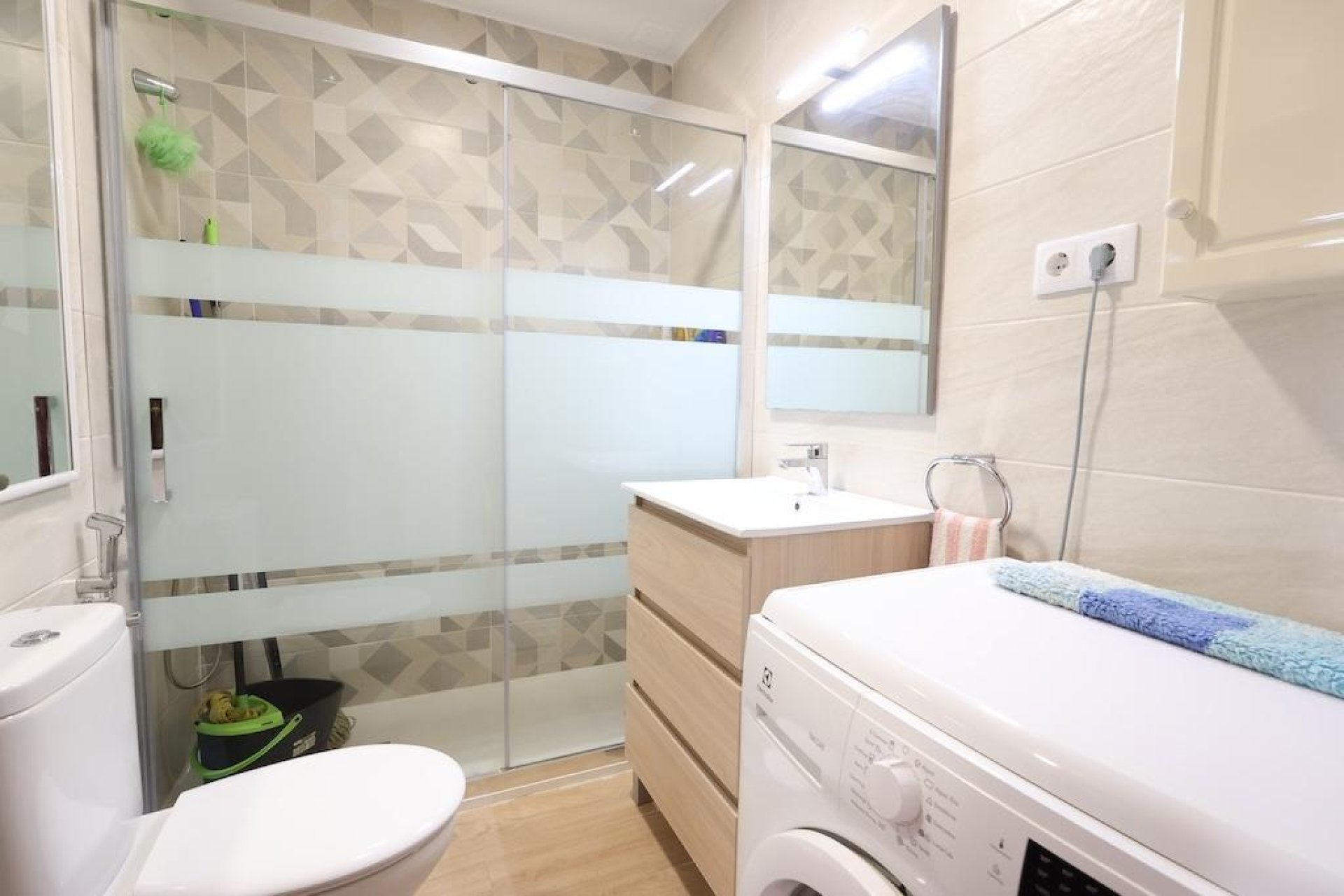 Herverkoop - Appartement -
Torrevieja - Costa Blanca