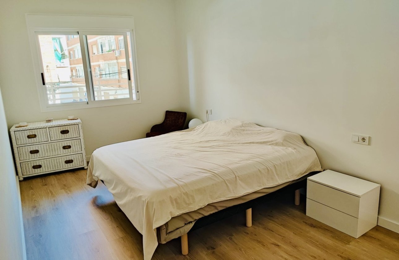 Herverkoop - Appartement -
Torrevieja - Costa Blanca