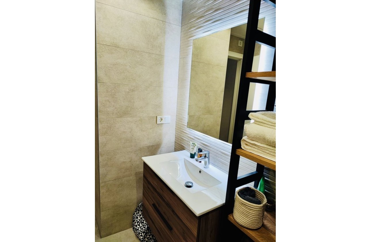 Herverkoop - Appartement -
Torrevieja - Costa Blanca