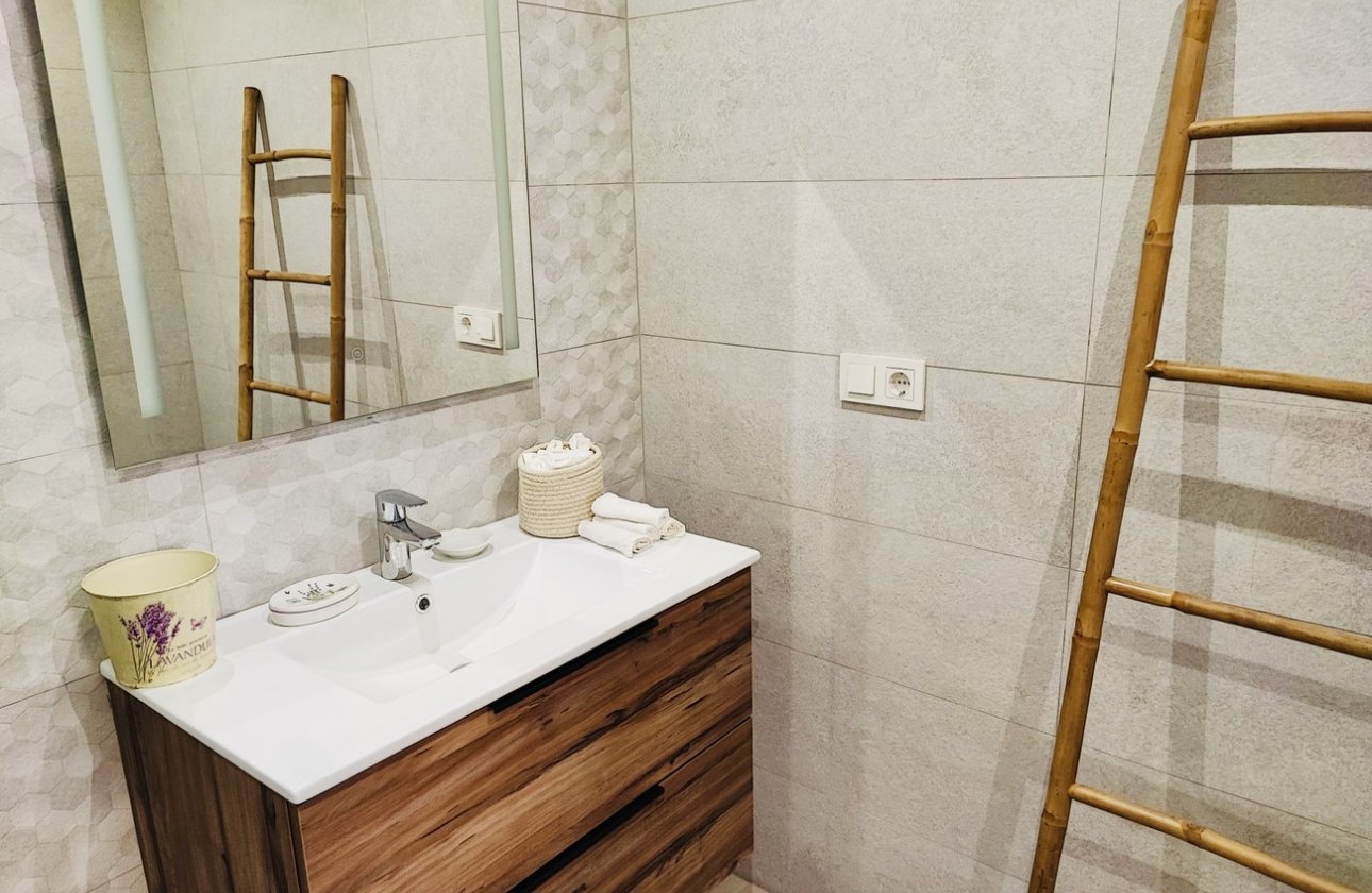 Herverkoop - Appartement -
Torrevieja - Costa Blanca