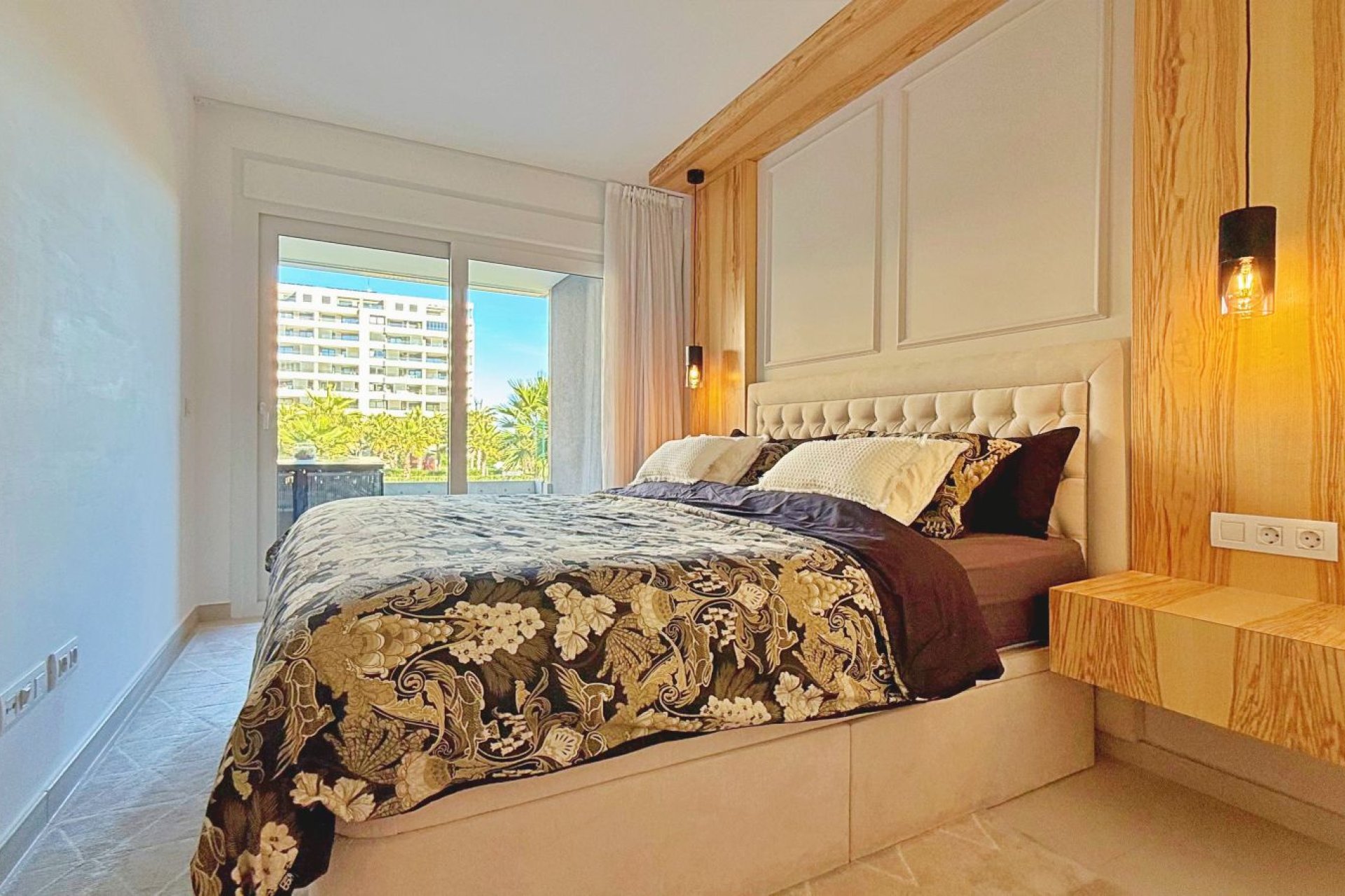 Herverkoop - Appartement -
Torrevieja - Costa Blanca