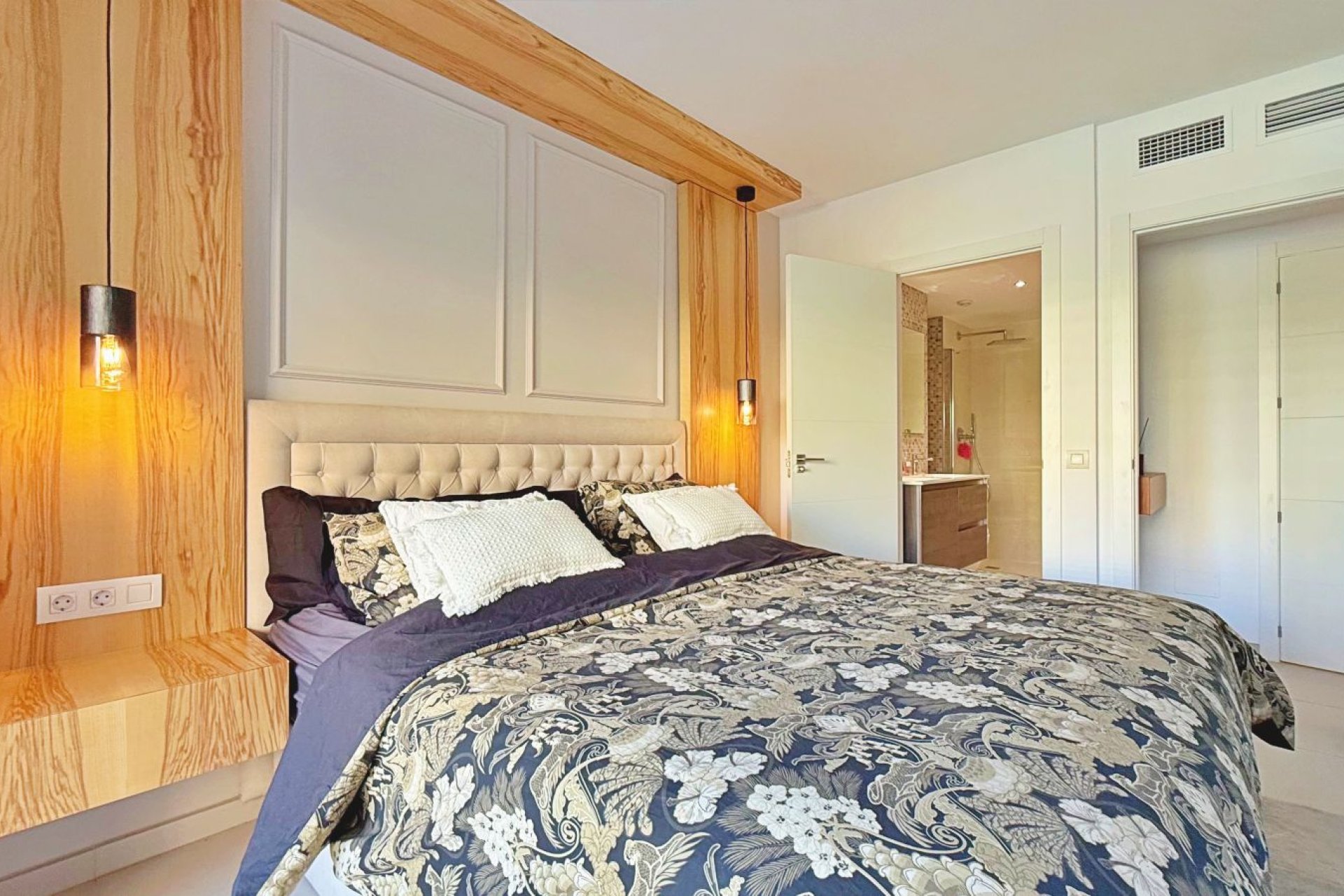 Herverkoop - Appartement -
Torrevieja - Costa Blanca