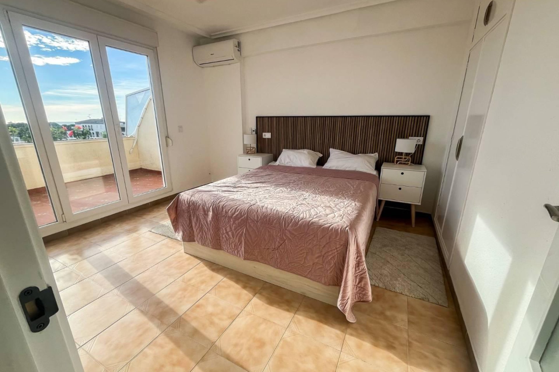 Herverkoop - Appartement -
Torrevieja - Costa Blanca