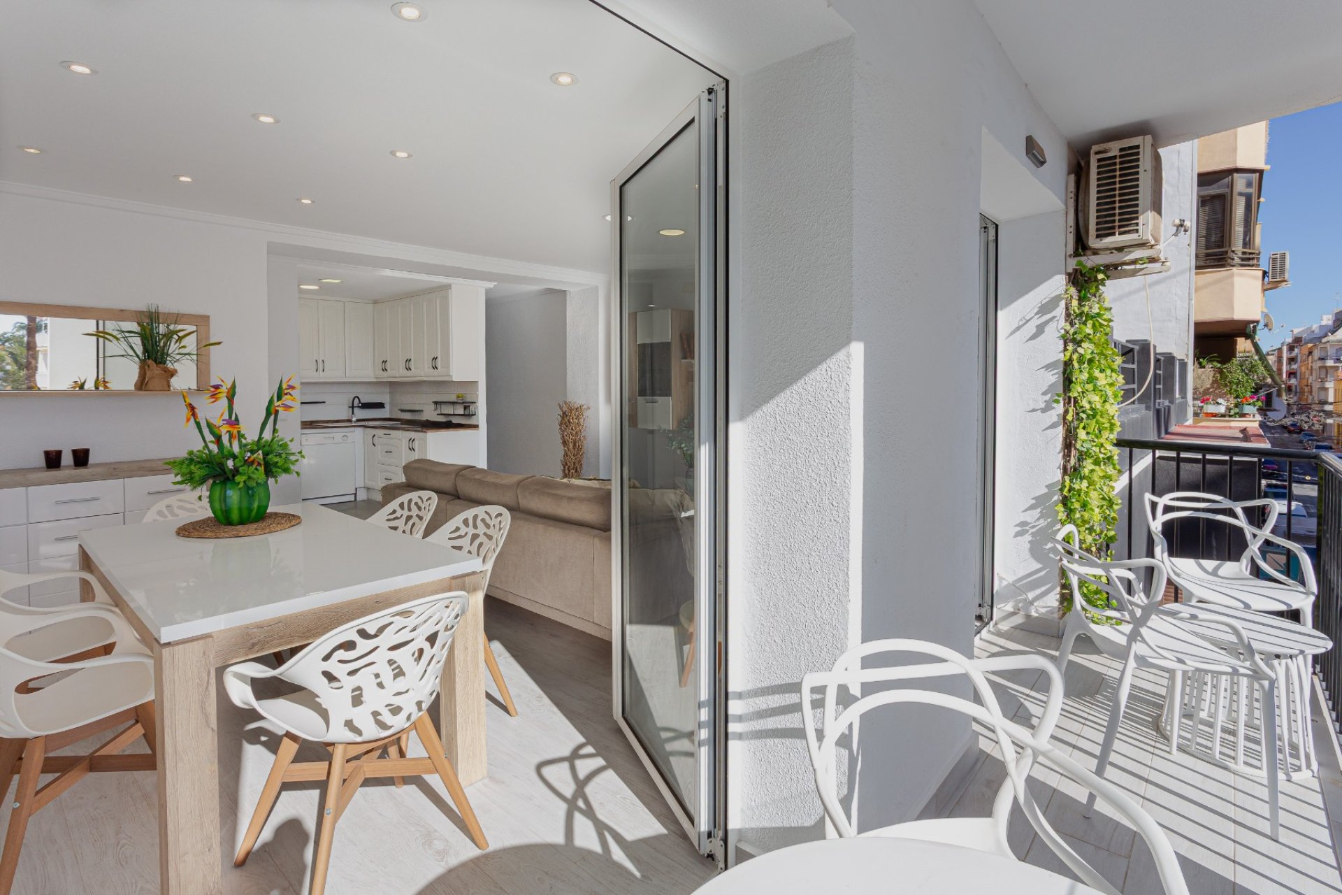 Herverkoop - Appartement -
Torrevieja - Costa Blanca