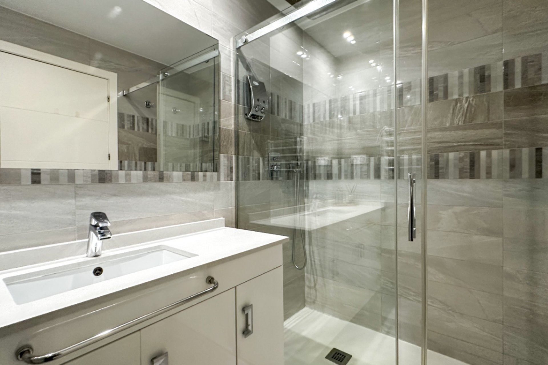 Herverkoop - Appartement -
Torrevieja - Costa Blanca