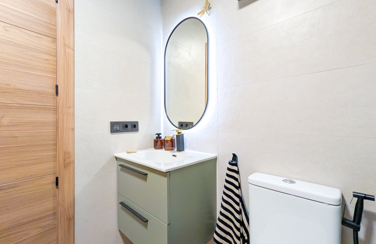 Herverkoop - Appartement -
Torrevieja - Costa Blanca