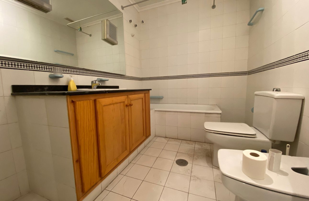 Herverkoop - Appartement -
Torrevieja - Costa Blanca