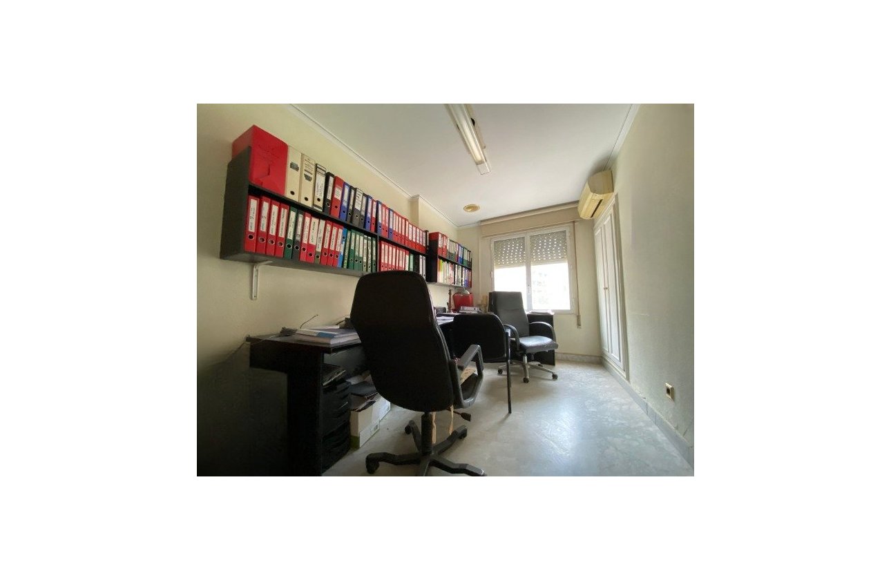 Herverkoop - Appartement -
Torrevieja - Costa Blanca