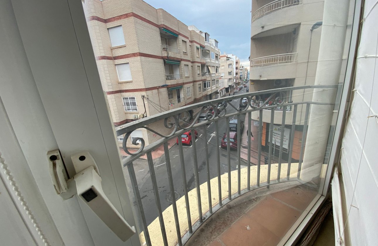 Herverkoop - Appartement -
Torrevieja - Costa Blanca