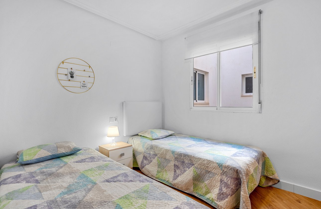 Herverkoop - Appartement -
Torrevieja - Costa Blanca