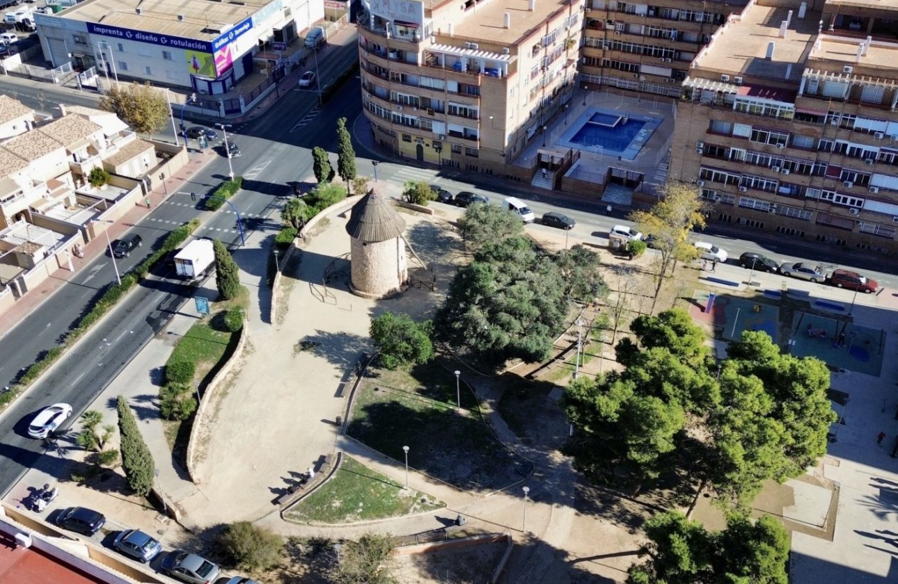 Herverkoop - Appartement -
Torrevieja - Costa Blanca