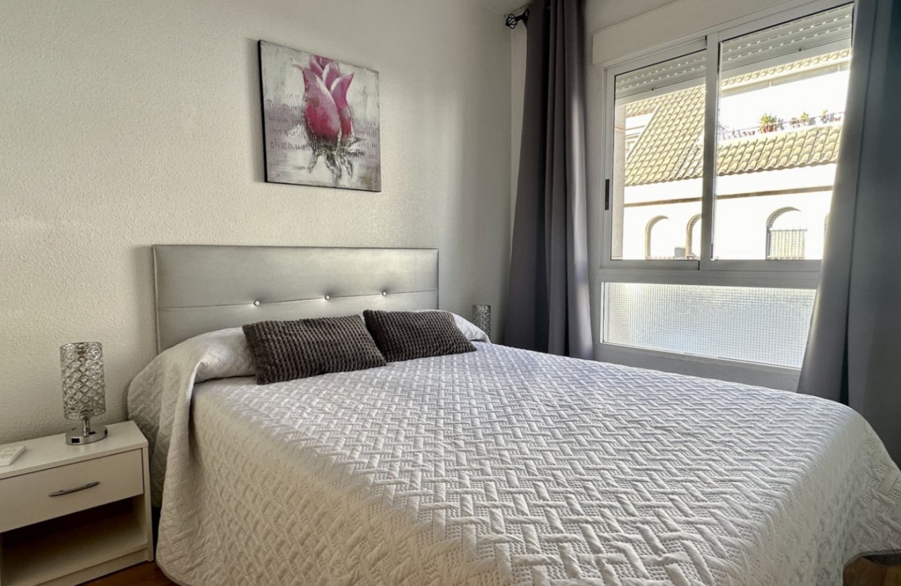 Herverkoop - Appartement -
Torrevieja - Costa Blanca