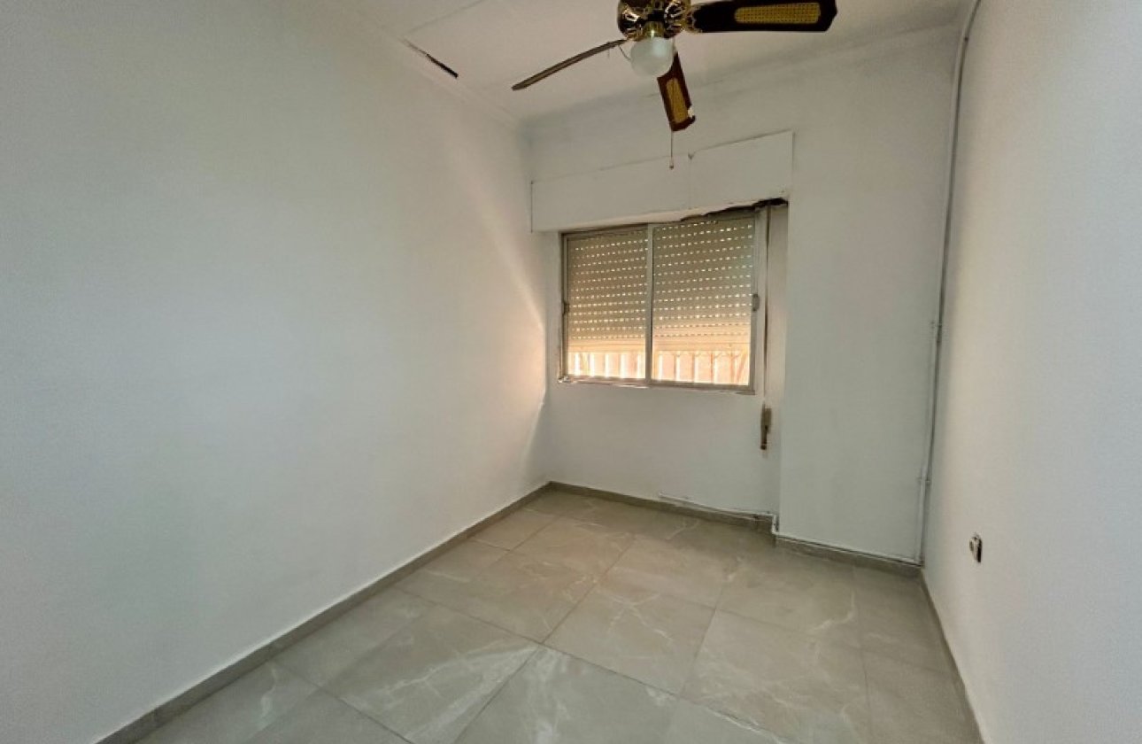 Herverkoop - Appartement -
Torrevieja - Costa Blanca