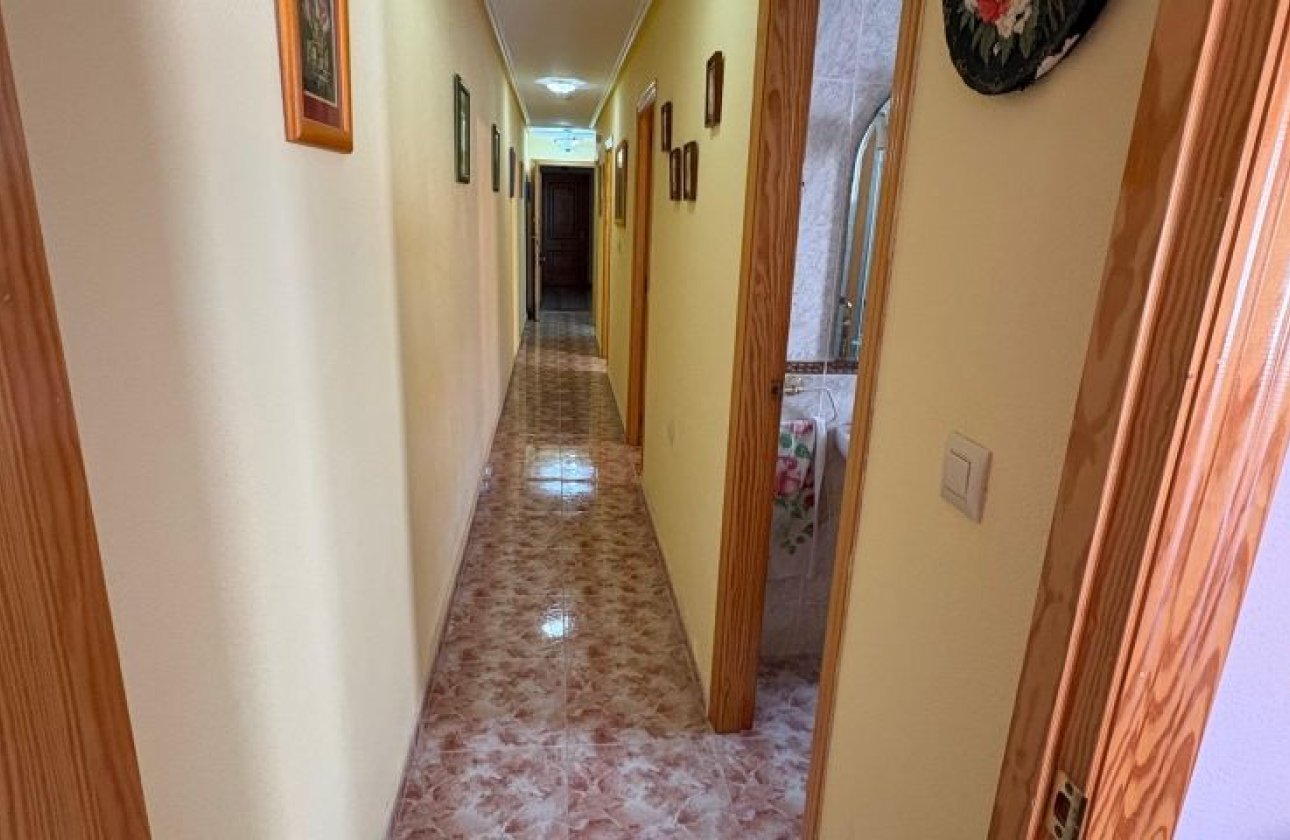 Herverkoop - Appartement -
Torrevieja - Costa Blanca