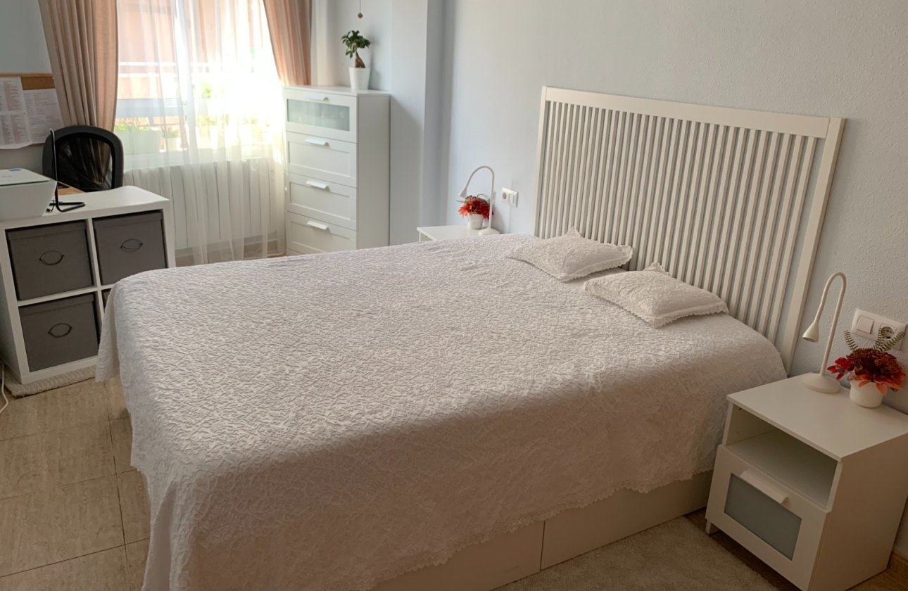 Herverkoop - Appartement -
Torrevieja - Costa Blanca