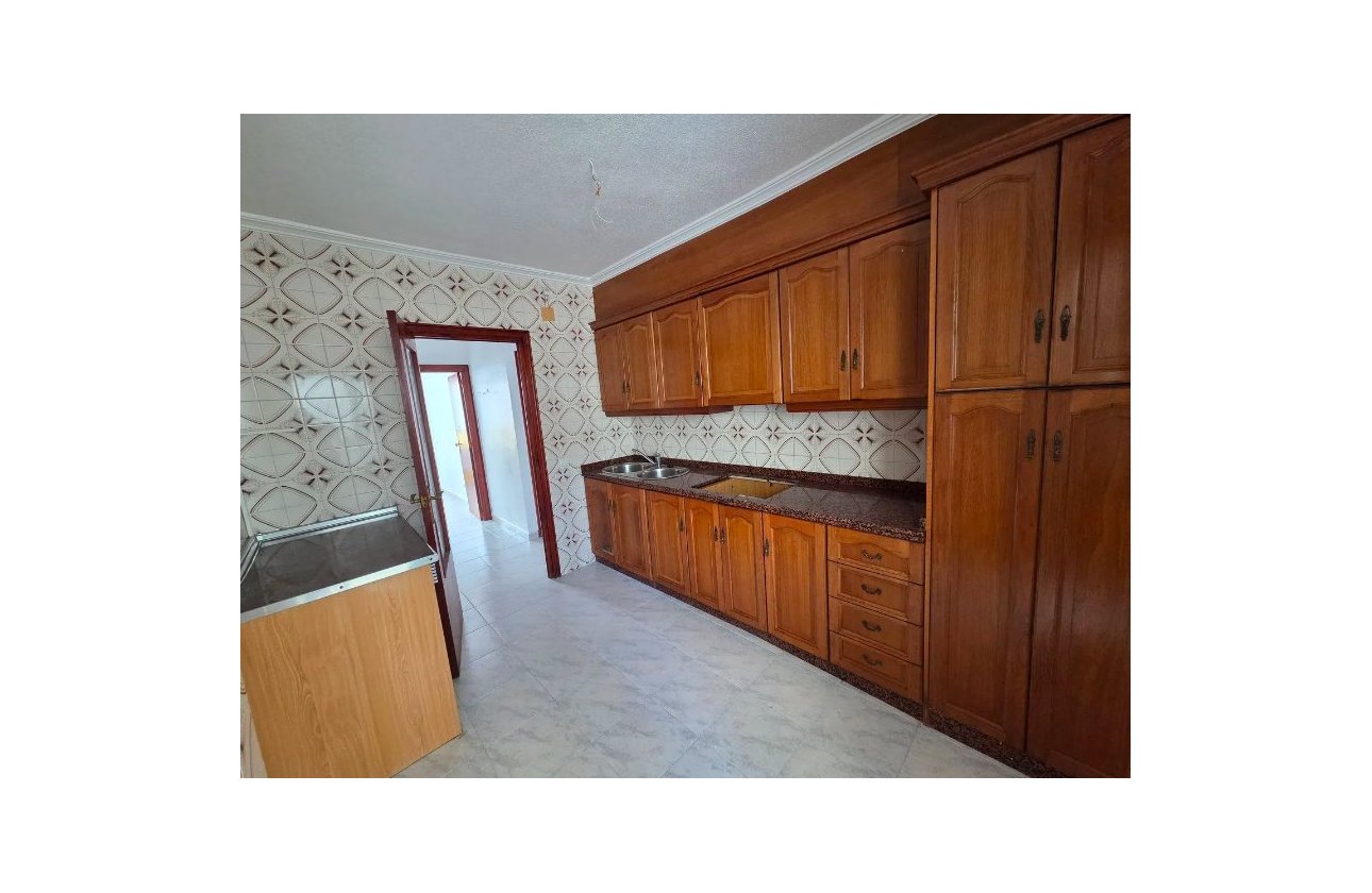 Herverkoop - Appartement -
Torrevieja - Costa Blanca