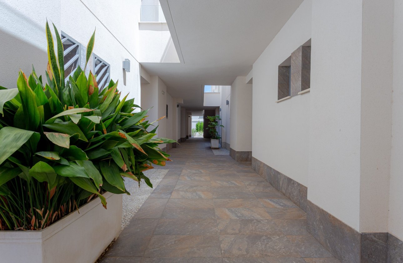 Herverkoop - Appartement -
Torrevieja - Costa Blanca