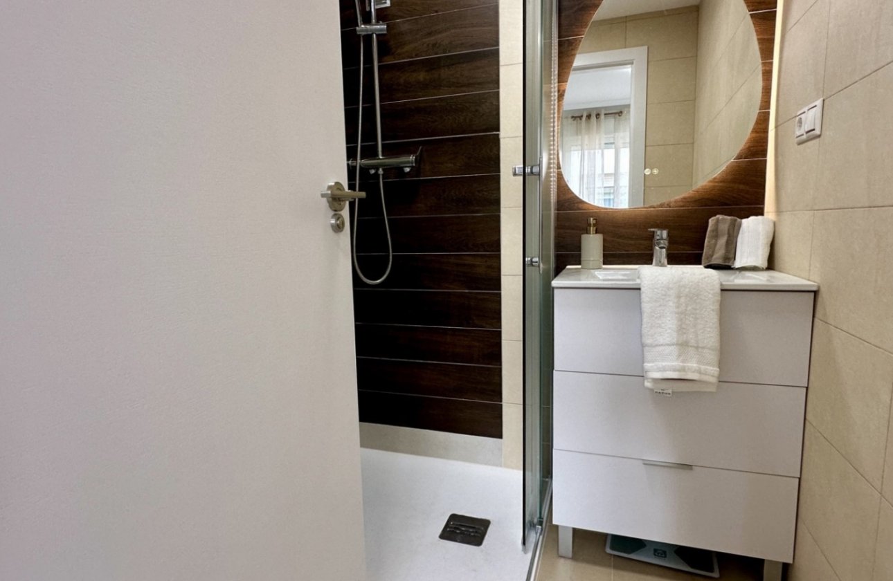 Herverkoop - Appartement -
Torrevieja - Costa Blanca