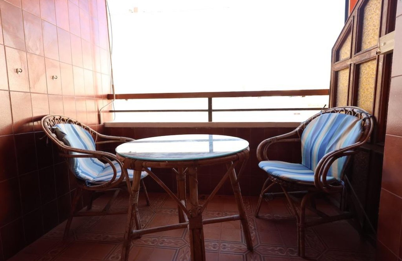 Herverkoop - Appartement -
Torrevieja - Costa Blanca