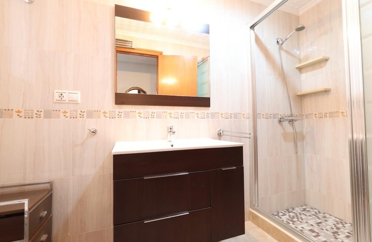 Herverkoop - Appartement -
Torrevieja - Costa Blanca