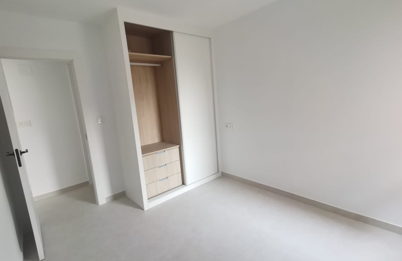 Herverkoop - Appartement -
Torrevieja - Costa Blanca