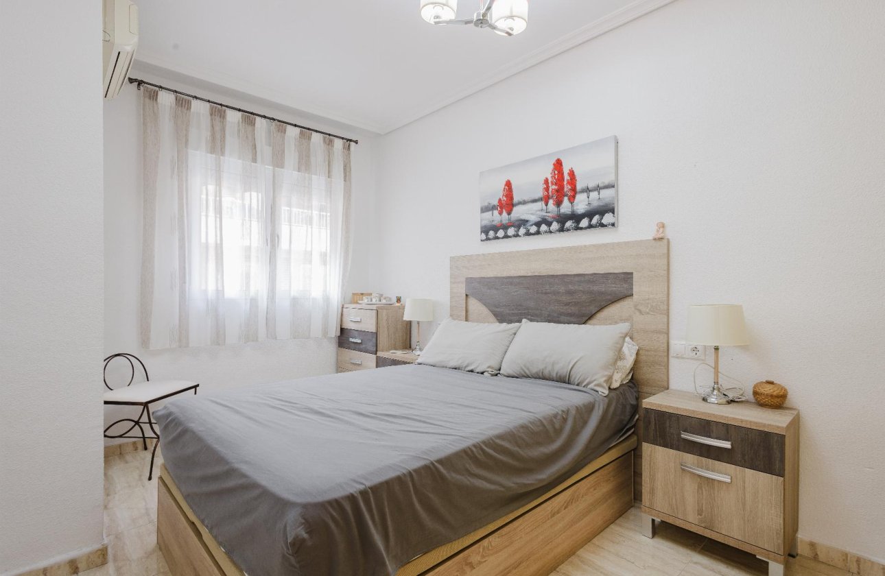 Herverkoop - Appartement -
Torrevieja - Costa Blanca