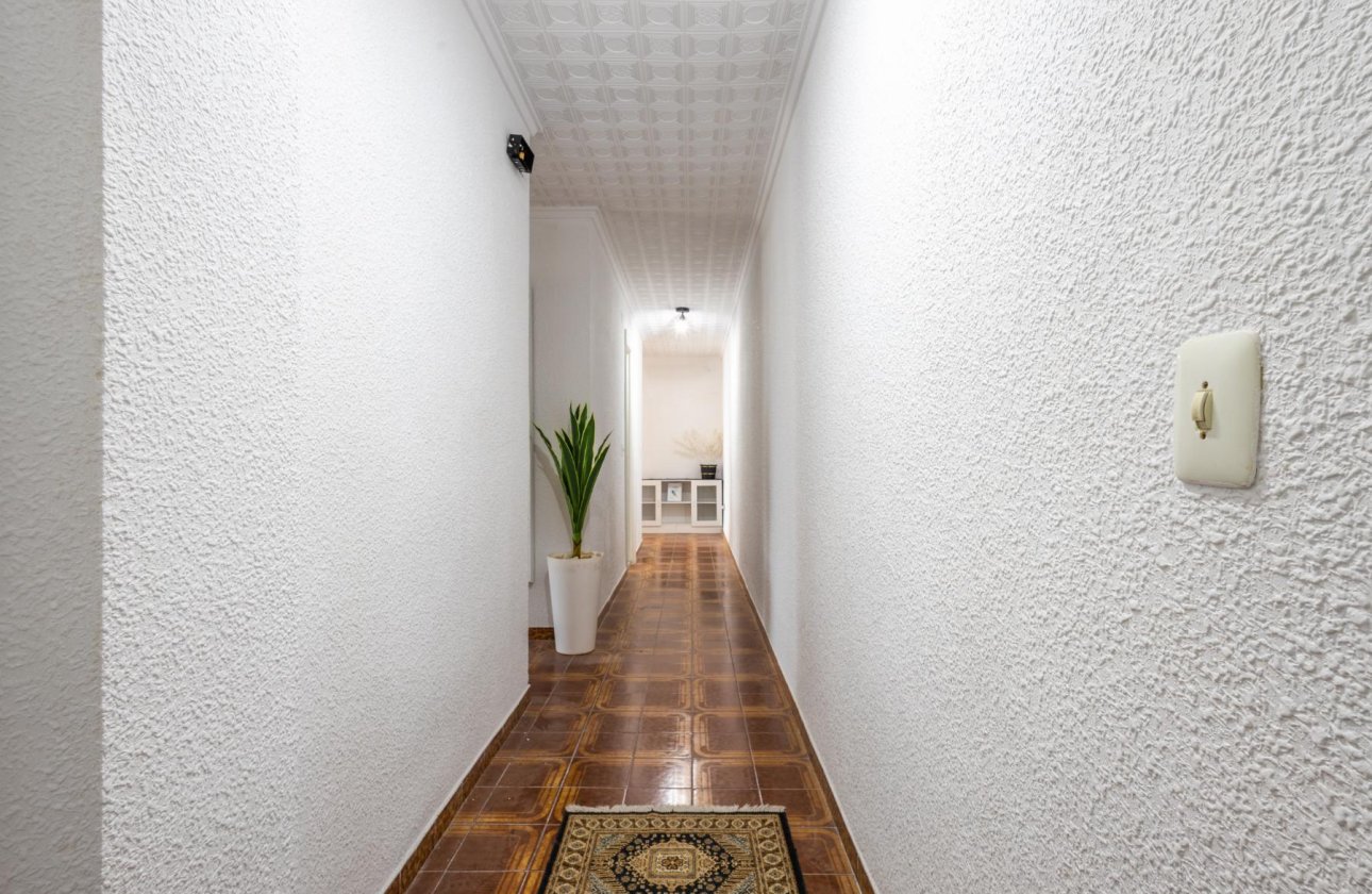 Herverkoop - Appartement -
Torrevieja - Costa Blanca