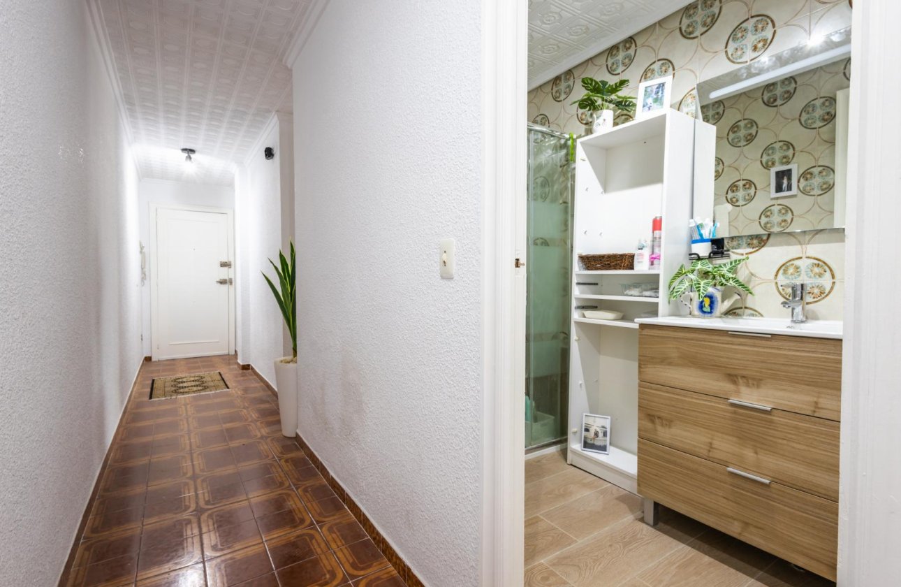 Herverkoop - Appartement -
Torrevieja - Costa Blanca