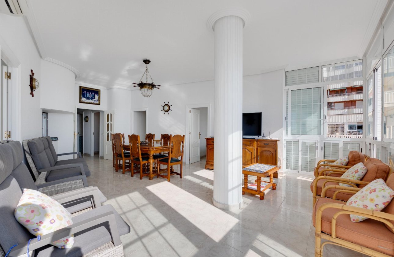 Herverkoop - Appartement -
Torrevieja - Costa Blanca