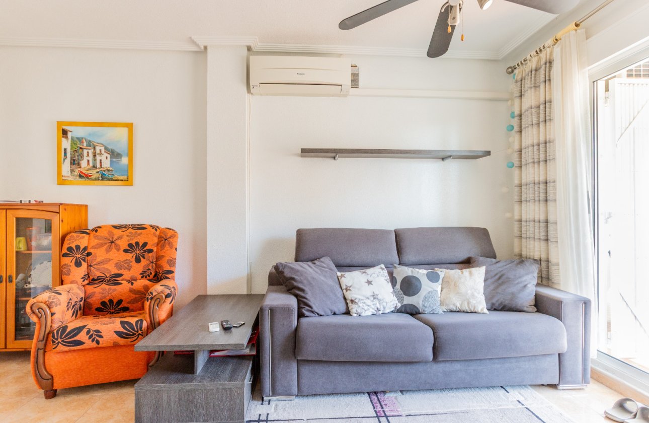 Herverkoop - Appartement -
Torrevieja - Costa Blanca