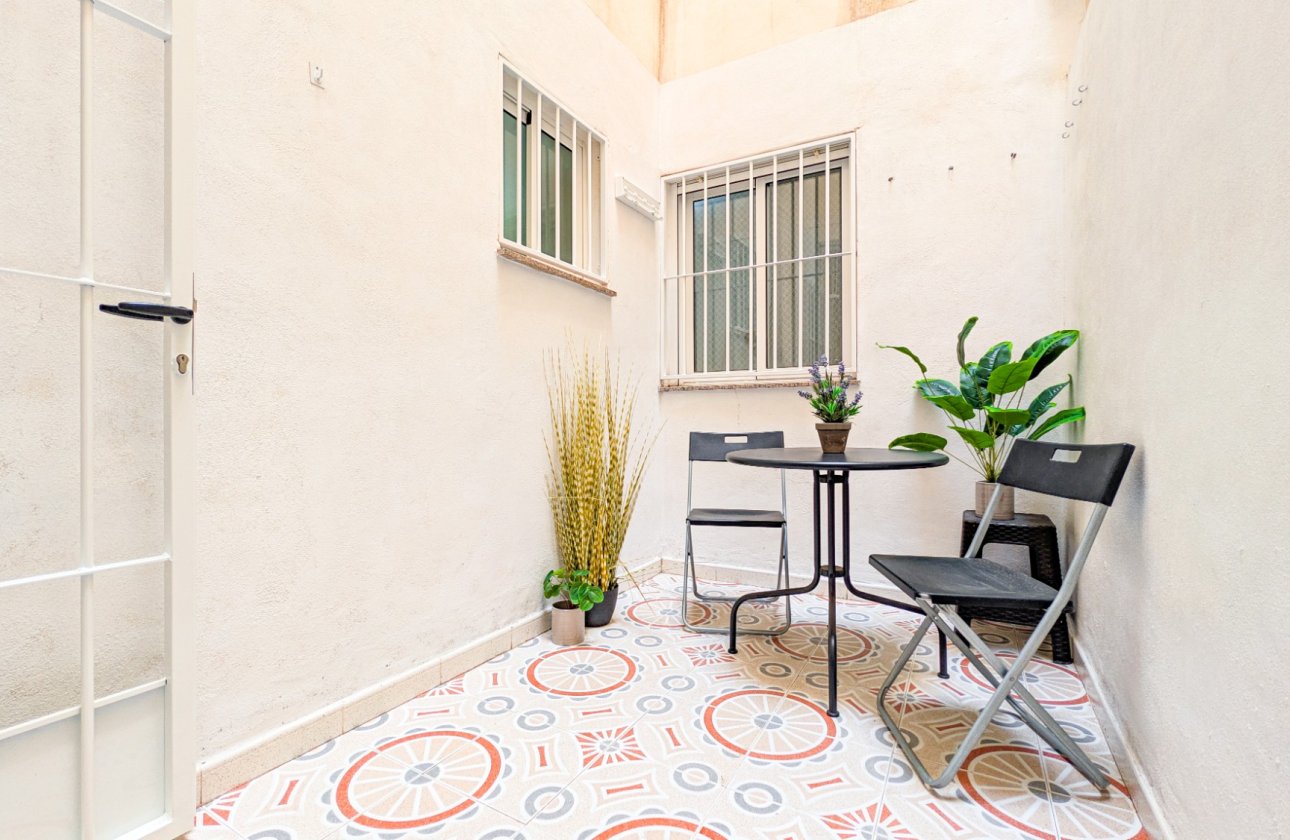 Herverkoop - Appartement -
Torrevieja - Costa Blanca