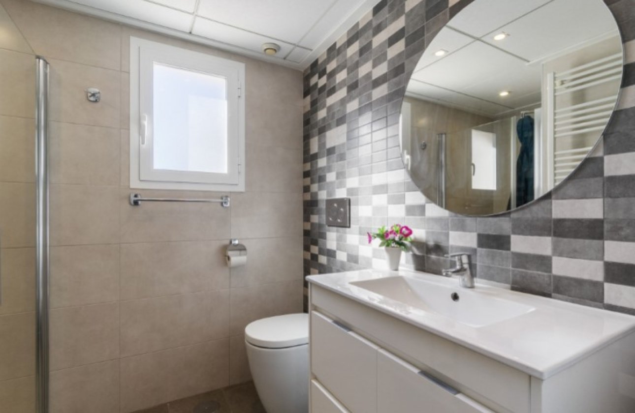 Herverkoop - Appartement -
Torrevieja - Costa Blanca